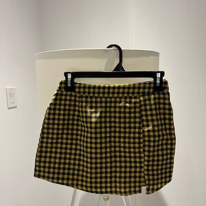 Chic Yellow and Black Plaid Skirt